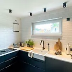 度假居 Modernes Mit Sauna- Seeblick- Dachterrasse Und Garten By Interhome