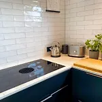 度假居 Modernes Mit Sauna- Seeblick- Dachterrasse Und Garten By Interhome *