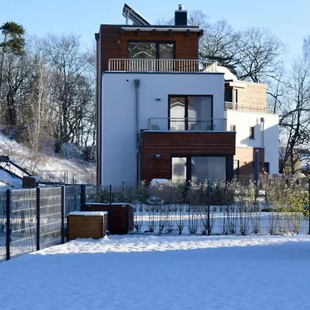 Modernes Mit Sauna- Seeblick- Dachterrasse Und Garten By Interhome * 克拉科夫西